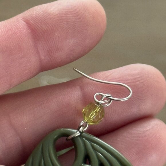 Handcrafted Olive Green Acrylic Dangle Earrings Beaded Silver Tone Hooks Plastic - Picture 6 of 9